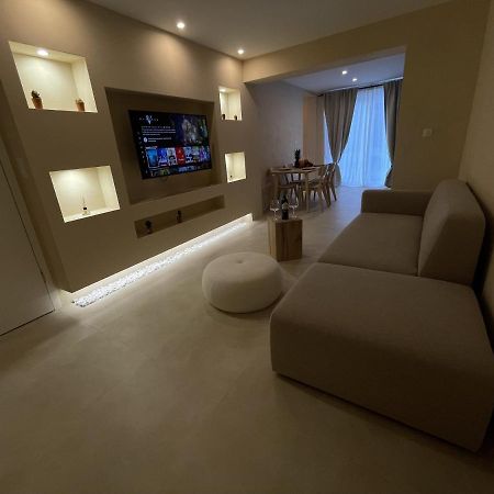 Cozy Apartment Matijas With Private Parking And Terrace Split Eksteriør billede